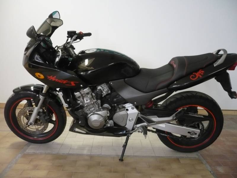 Acheter une Honda Hornet 600 s Le Havre 76